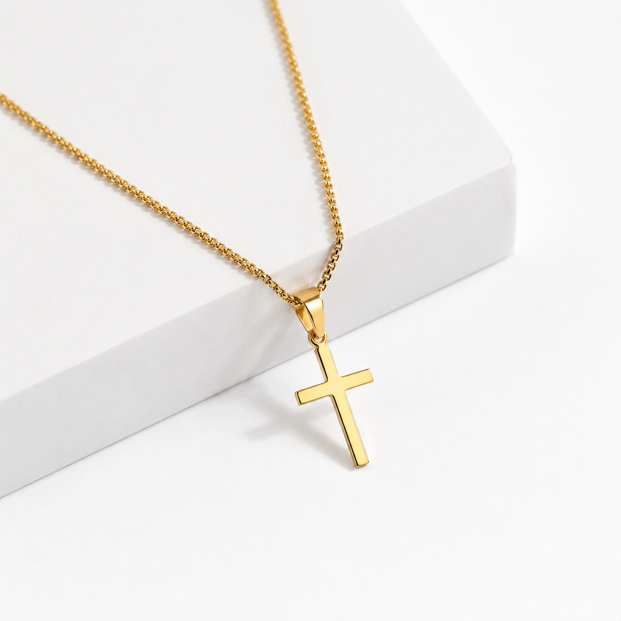 Cross Pendant Necklace – A Symbol of Faith